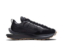 Load image into Gallery viewer, Sacai x Nike Vapor Waffle Nylon Black
