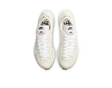 Load image into Gallery viewer, Sacai x Nike Vapor Waffle Sail Gum
